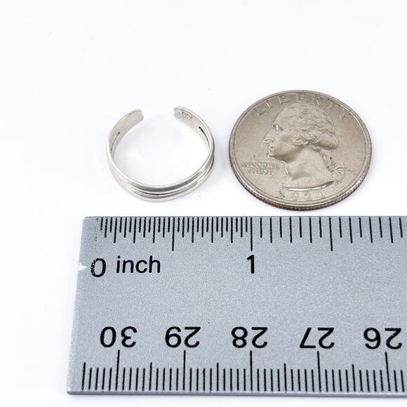 Vintage Sterling Silver 925 Toe Ring – Size 4.5 - Picture 9 of 10